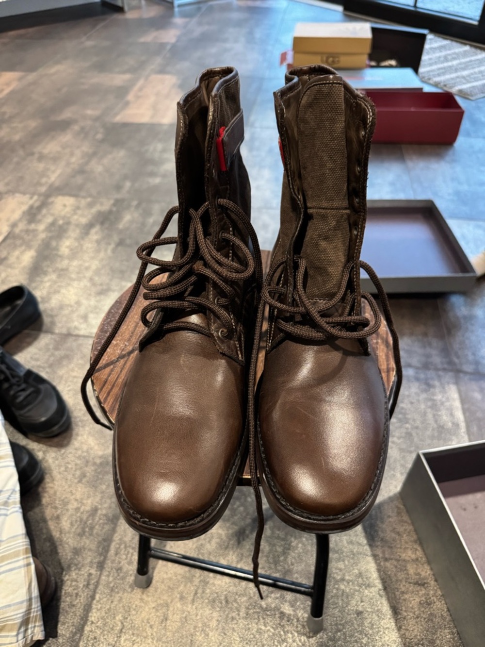 Hugo Boss Men's Brown Leather Lace-Up Boots size 41